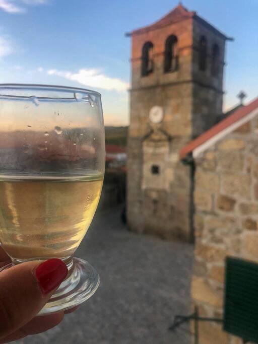 Casa Da Praca Villa Freixo de Numao Bagian luar foto