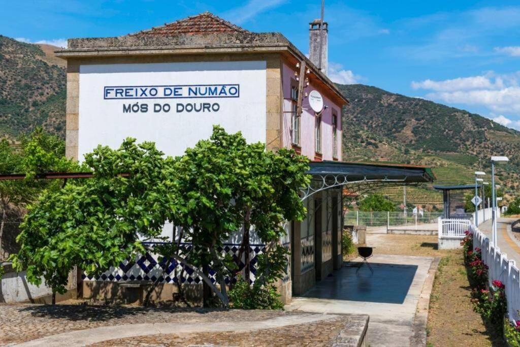 Casa Da Praca Villa Freixo de Numao Bagian luar foto